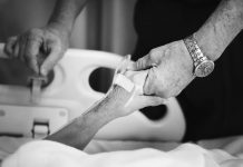 Dlouhodobá zdravotní péče v roce 2017 stála 72 mld. Kč dlouhodobá zdravotní péče