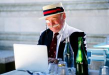 Zdraví a peníze jsou tím, co chybí českým seniorům zdraví a peníze