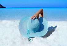 Nemírné slunění způsobuje stárnutí kůže i nádory nemírné slunění