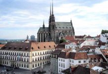 Brněnské nemocnice vydaly zákaz návštěv pacientů zákaz návštěv