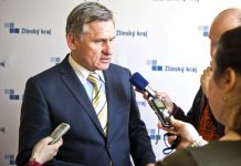 Jiří Čunek viní Jana Hamáčka z nefér politického boje Čunek Jiří nemocnice