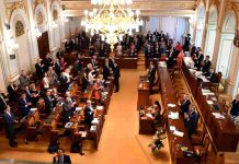 Poslanci schválili změnu volby do zdravotních pojišťoven do zdravotních pojišťoven