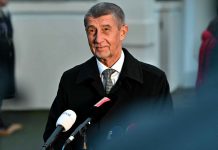 Vláda zvažuje nižší navýšení plateb za státní pojištěnce za státní pojištěnce