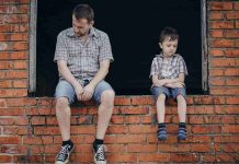 Stát riskuje na zálohovaném výživném vysoké ztráty vyzivnem