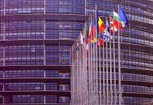 EK apeluje na unijní státy, aby se dělily o potřebné léky EK_W