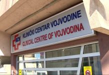 V Srbsku zadrželi novinářku kvůli chaosu v nemocnici v_srbsku_a