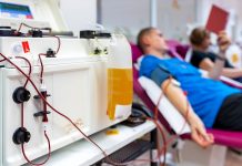 Nemocnice shánějí dárce plazmy k léčbě covid pacientů plazmy