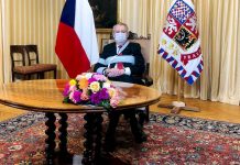 Prezident Zeman ocenil i osobnosti ze zdravotnictví prezident