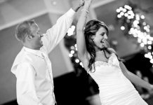 Covid srazil sňatečnost. Častěji se berou starší lidé snatecnost_a