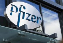 Pfizer ponižuje dodávky vakcín, Česku o 40 procent dodavky