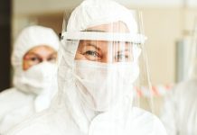 Odměny pro zdravotníky budou stejné jako na jaře 2020 odmeny_pro_zdravotniky