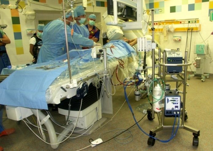 ECMO