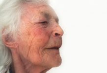 Na covid-19 dopláceli zejména starší lidé s demencí s_demenci