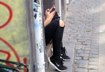 V Německu doporučili proti covidu plošné očkování dětí deti