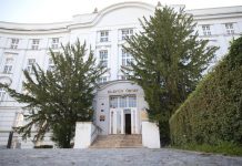 Hlavův ústav na Albertově slaví sto let od svého otevření soudniho_lekarstvi