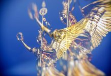 Němci mají větší důvěru v instituce než Češi a Slováci Nemci