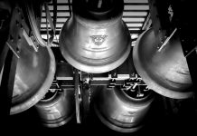 Na péči o umírající upozorní kostelní zvony po celé ČR umirajici