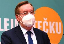 Exministr Arenberger už není ani ředitelem FN KV Arenberger