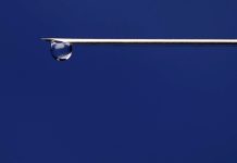 Čtvrté dávky proti covidu kritizuje WHO i Roman Prymula davky