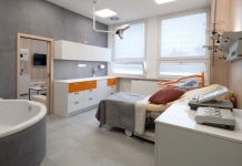 O porodní apartmány ve FNB je zájem, jsou ale drahé porodni