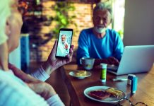 Zdravotní péče v obývacím pokoji. Pandemie jako katalyzátor digitální transformace v medicíně pandemie