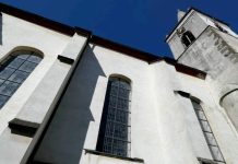 O Velikonocích zamíří do kostelů zhruba 22 procent lidí velikonocich