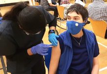 Čtvrtou dávku proti covidu-19 úřady plošně nedoporučují urady