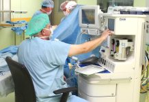 Onkologové FN Motol pečují o 21 dětí z Ukrajiny, další dorazí Motol