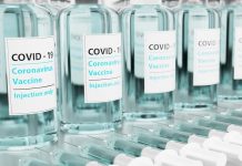 Polsko nechce vakcíny proti covidu, odmítá za ně i platit Polsko