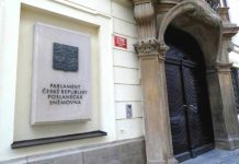 Vláda couvla od valorizace plateb za státní pojištěnce valorizace