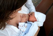 Vědci řeší optimální délku kojení novorozenců kojeni