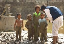 Pákistánem se šíří akutní průjmy, malárie i tyfus prujmy