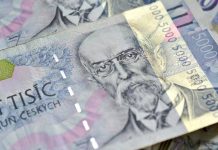 Výdaje ve zdravotnictví zvedli uprchlíci i prošlé vakcíny vydaje