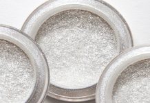 J&J úplně skončí s mastkovým dětským pudrem J&J