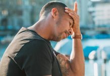 Vakcíny proti covidu snižují i riziko postcovidu covidu