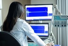 Zdravotnictví půjde příští rok do červených čísel zdravotnictvi