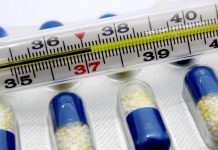 Přístup „s kanónem na vrabce“ se u antibiotik nevyplácí antibiotika