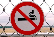 Mladým suplují drogy e-cigarety, zjistili v Británii e-cigarety