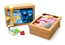 Po ztrátě dítěte dá nemocnice matce memorybox memorybox