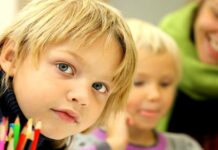 Na platy ukrajinských asistentů pedagoga uvolnilo MŠMT 114 mil. Kč ukrajinskych