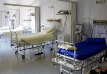 Nemocnice za roky covidu neprodělaly. Ubylo péče pece