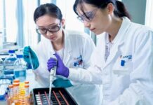 Vědkyně z Česka stojí za lékem za čtyři miliardy dolarů vedkyne