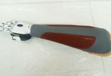 Levnější i hezčí protézy nabízí výroba 3D tiskem proteza