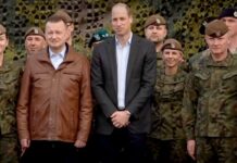 Princ William v Polsku ocenil vojáky a povečeřel v queer podniku princ_William