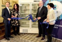 Za uprchlíky z Ukrajiny dostalo Česko mrazáky na vakcíny mrazaky