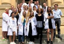 Lidé darují svá těla k výuce anatomie. Lékaři a medici jim děkují anatomie