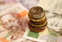 Tlak na nemocenské dávky roste, stát chce vyšší pojistné nemocenske