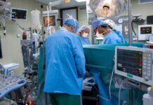 Zdravotníci si vyjednali výjimku z podmínek práce přesčas prace