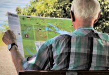 Na vyřízení důchodu stále čeká tři a více měsíců tisíce lidí duchodu