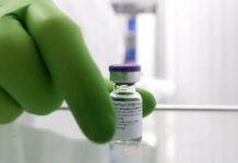 Vakcínám a lékům proti covidu odzvonilo, tržby Pfizeru padají covidu